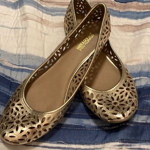 Kenneth Cole Reaction laser cut gold flats